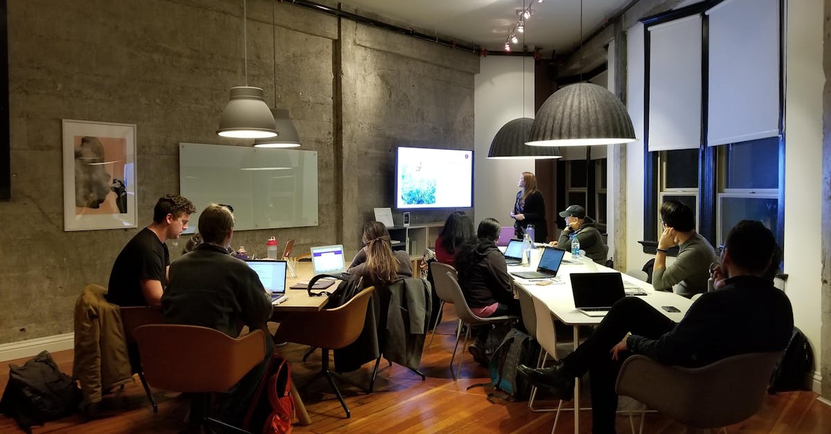 西部数码实名账号：无忧配配资app详情下载教程